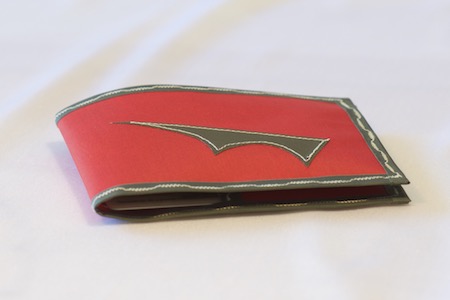 Pointy-Spendy-Red-grey-trim-folded